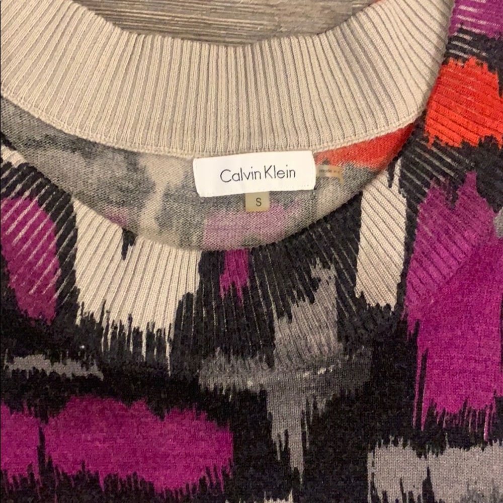 Calvin Klein Sweater